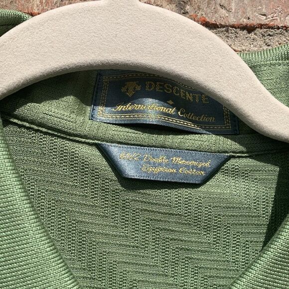 Take 50% OFF- Descente Men's Green Golf Polo Shirt, Size-L - Picture 5 of 12